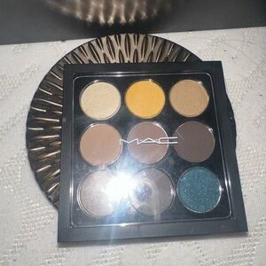 MAC She’s A Model Eyeshadow x 9 Palette